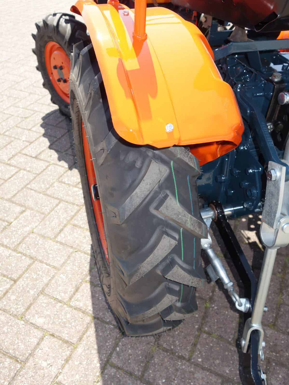 Kubota B7001 4wd - Afbeelding 13