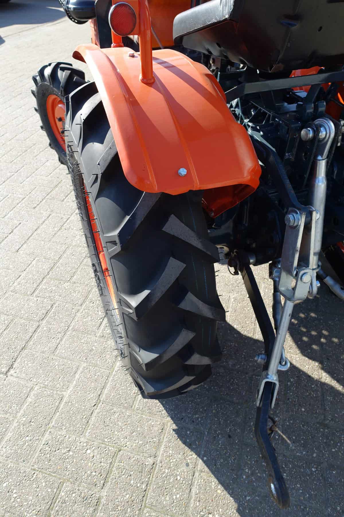 Kubota B7001 4wd - Afbeelding 14