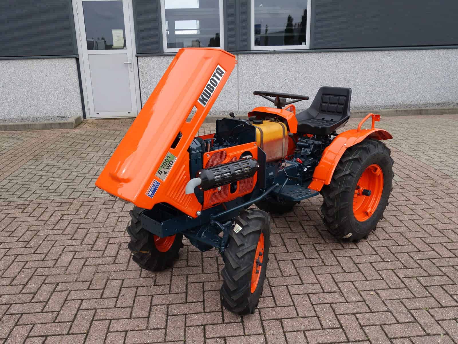 Kubota B7001 4wd - Afbeelding 16