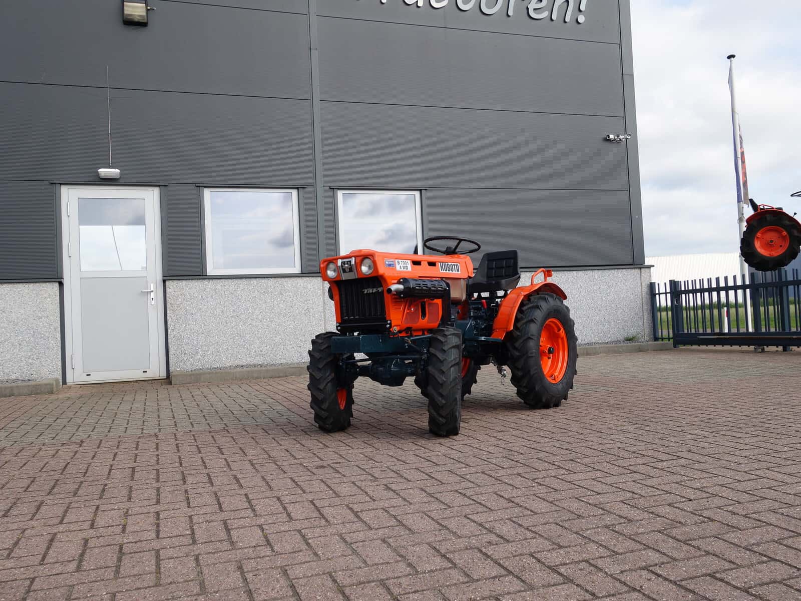 Kubota B7001 4wd - Afbeelding 19