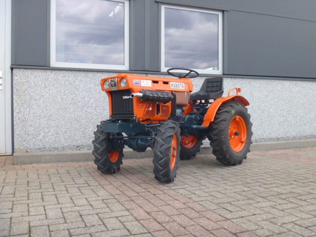Kubota B7001 4wd - Afbeelding 19