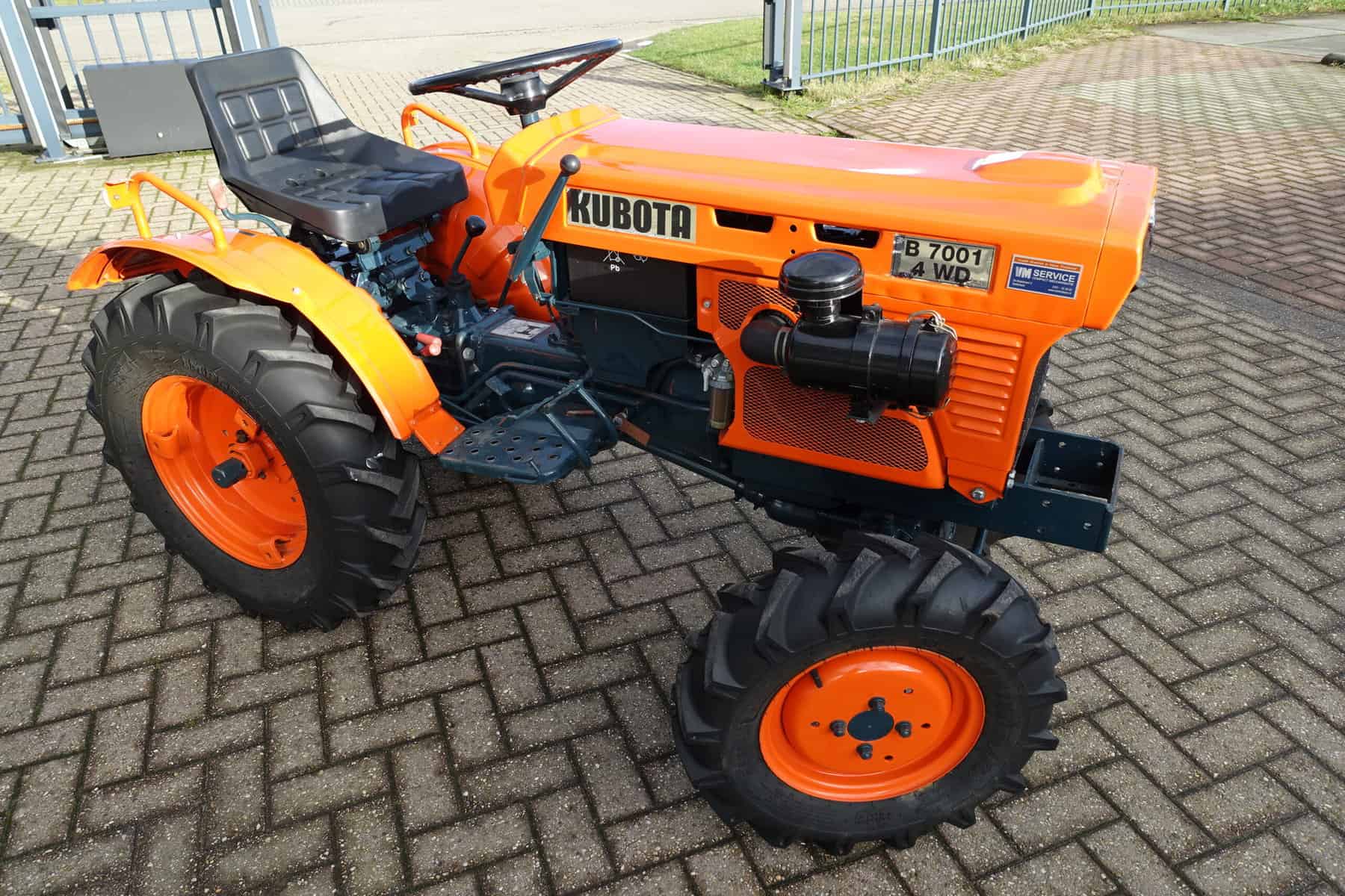 Kubota B7001 4wd - Afbeelding 2