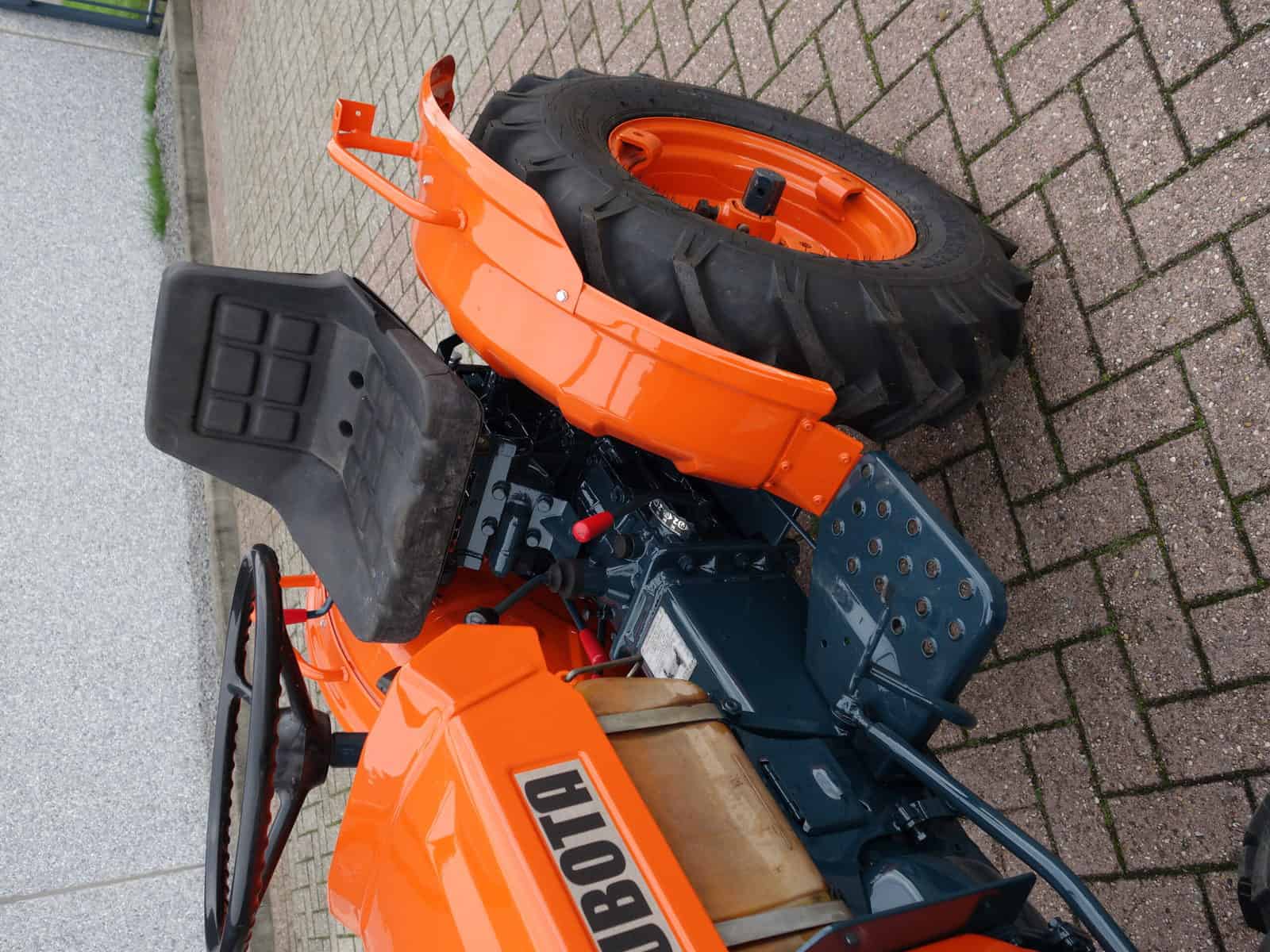 Kubota B7001 4wd - Afbeelding 8