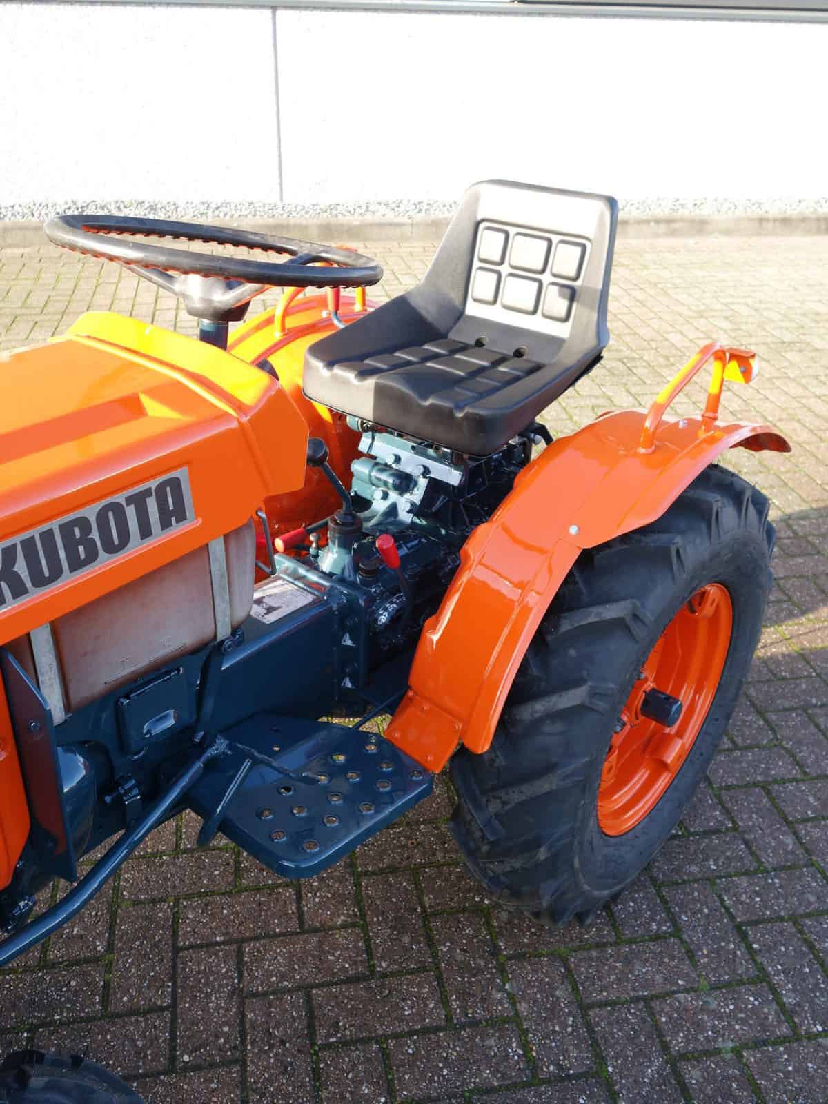 Kubota B7001 4wd - Afbeelding 8