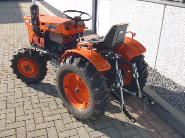 Kubota B7001 4wd - Afbeelding 9