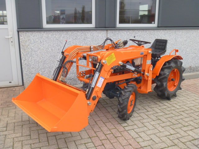 Kubota B7001 4wd - Afbeelding 2