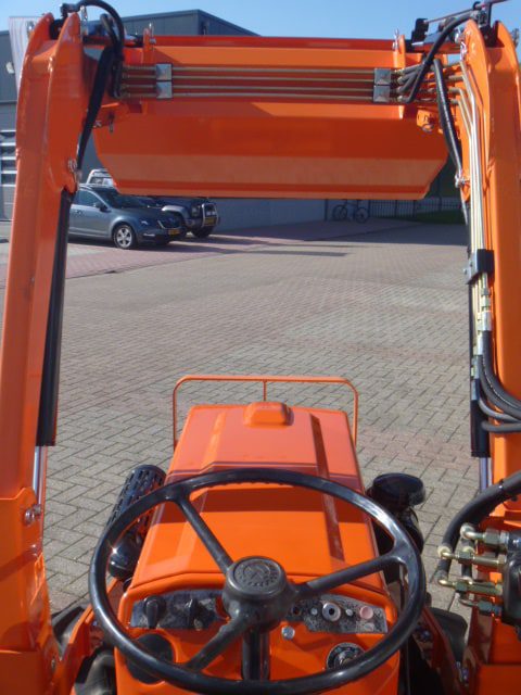 Kubota B7001 4wd - Afbeelding 10