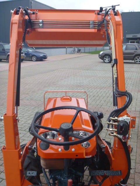 Kubota B7001 4wd - Afbeelding 12