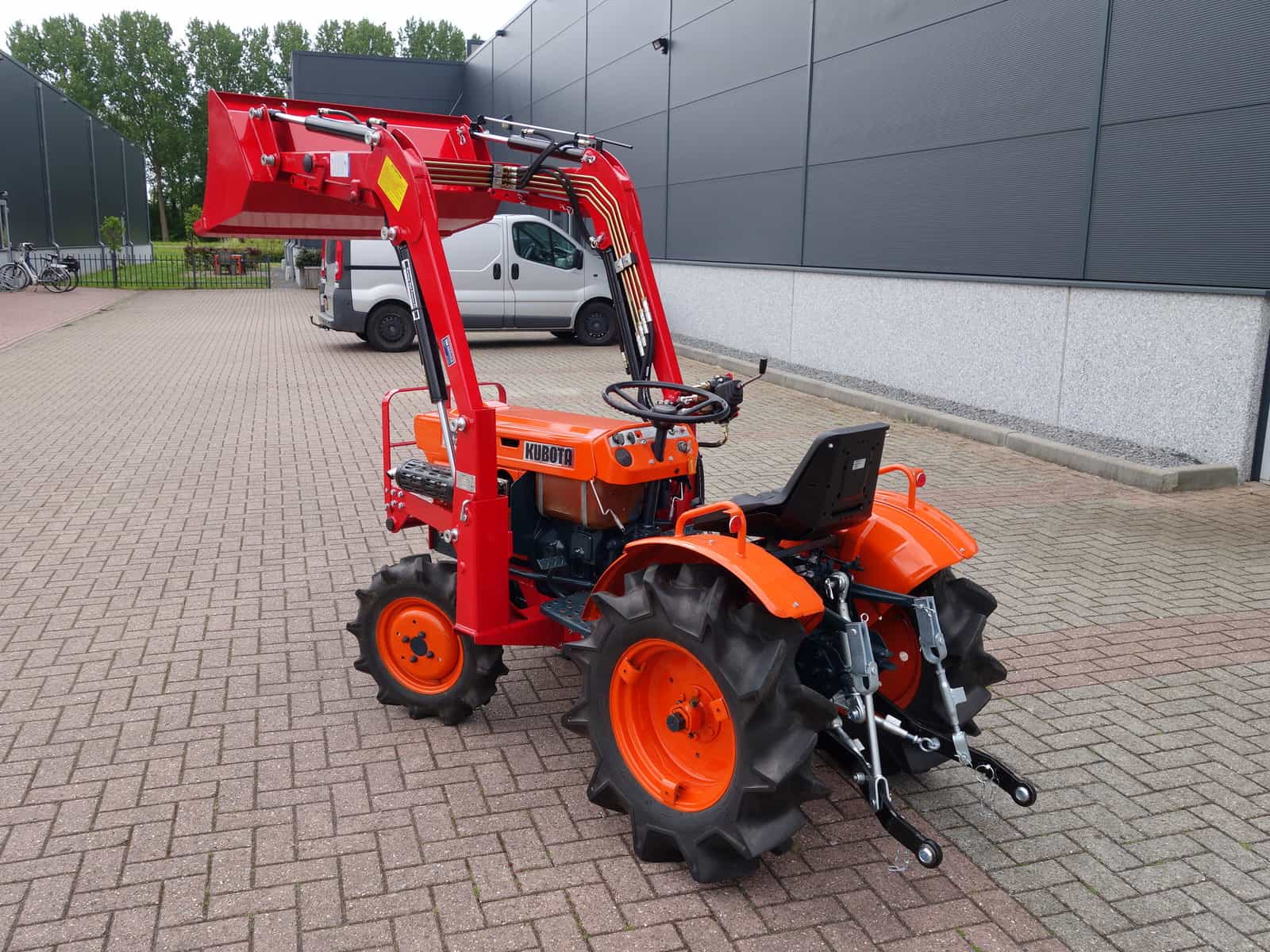 Kubota B7001 4wd - Afbeelding 11