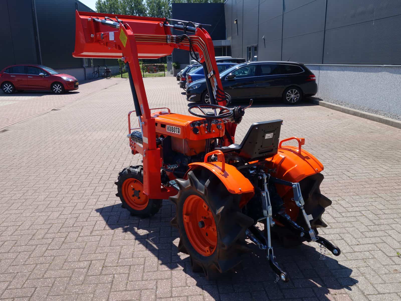 Kubota B7001 4wd - Afbeelding 12