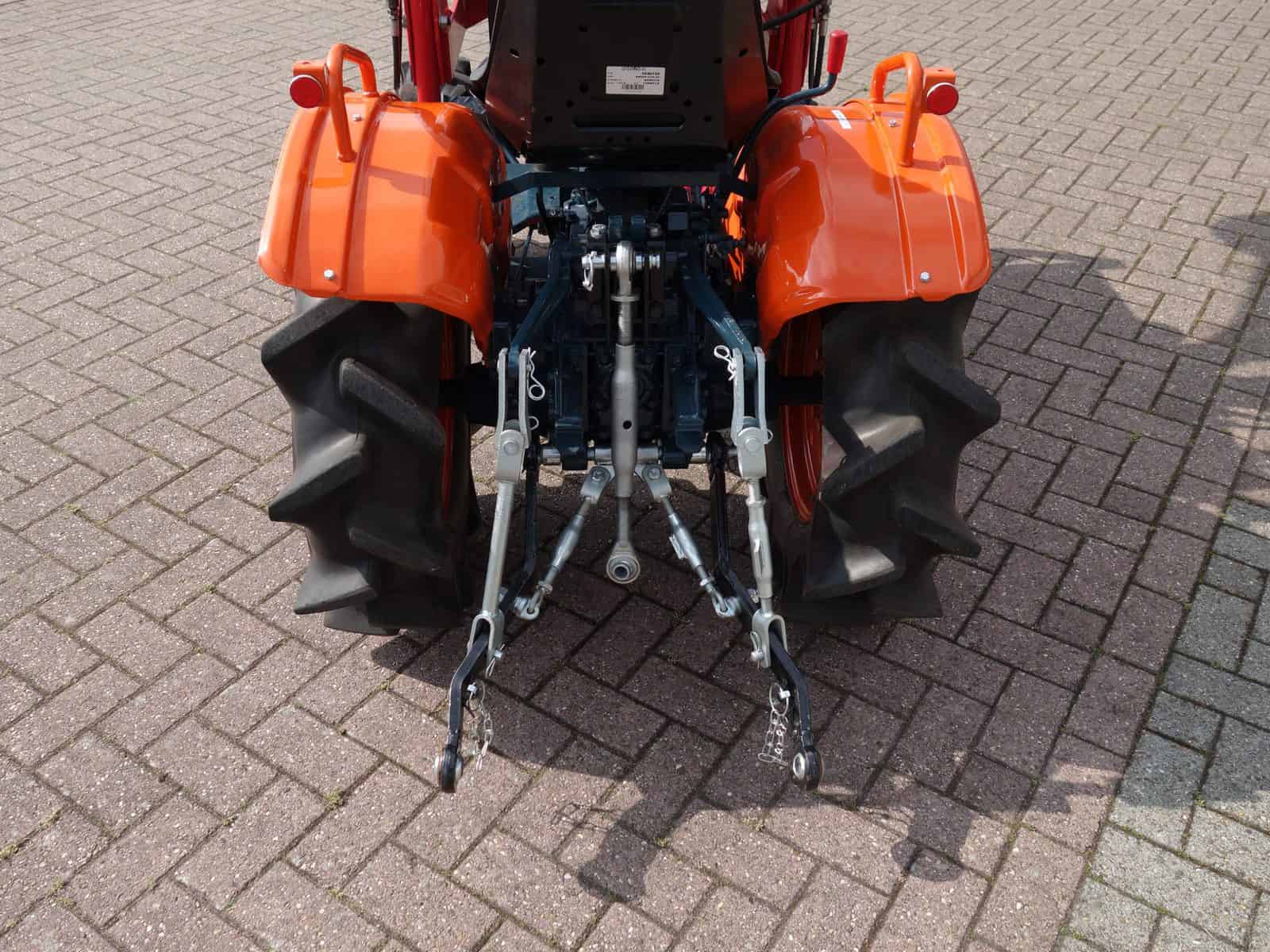 Kubota B7001 4wd - Afbeelding 12