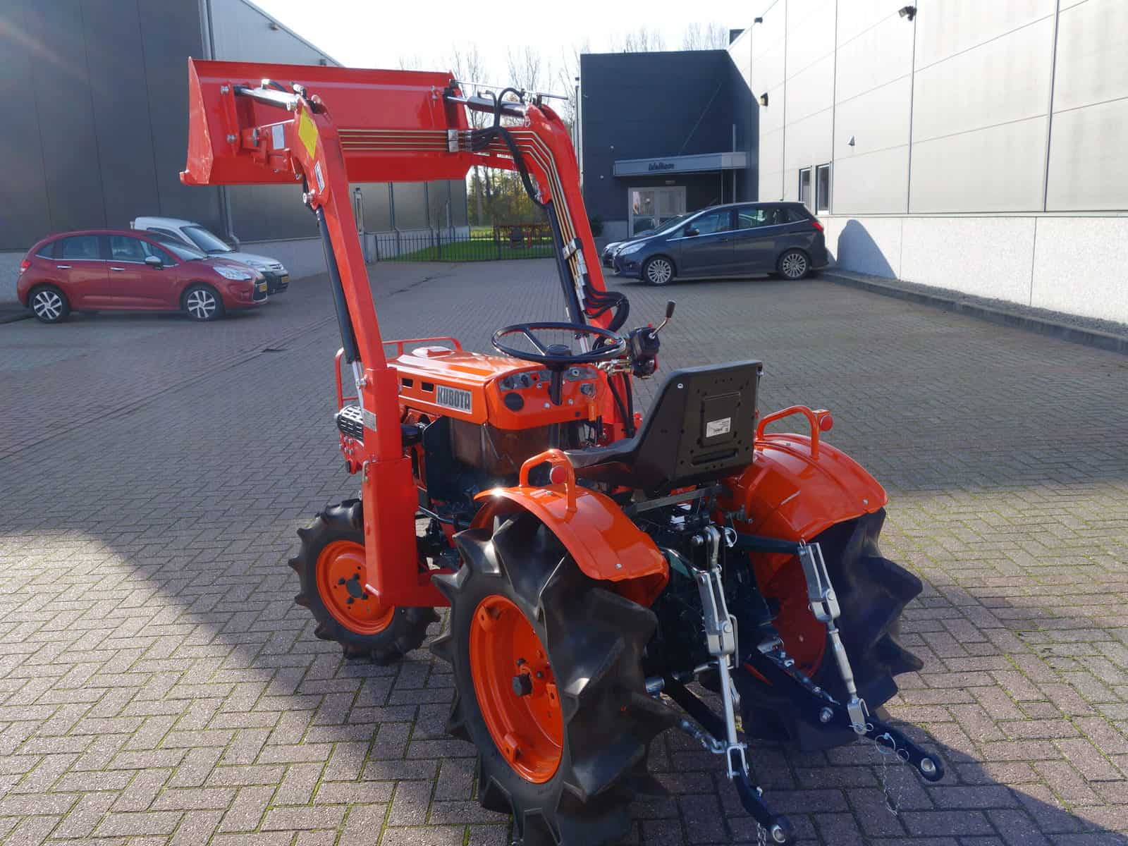 Kubota B7001 4wd - Afbeelding 12