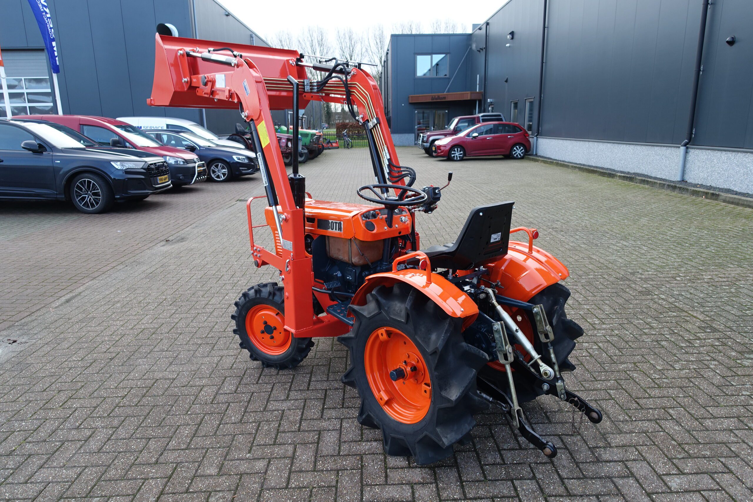 Kubota B7001 4wd - Afbeelding 12
