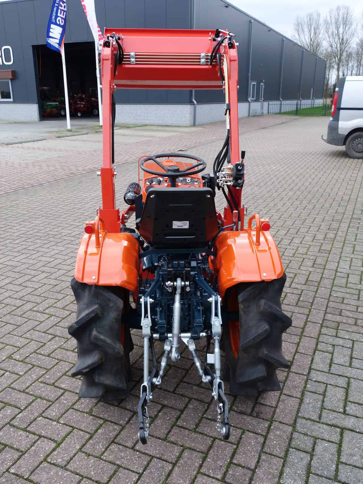 Kubota B7001 4wd - Afbeelding 12