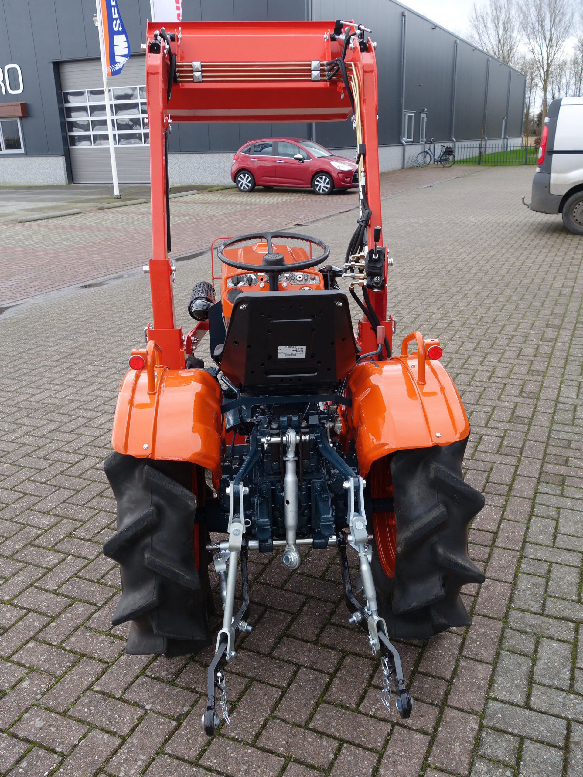 Kubota B7001 4wd - Afbeelding 11