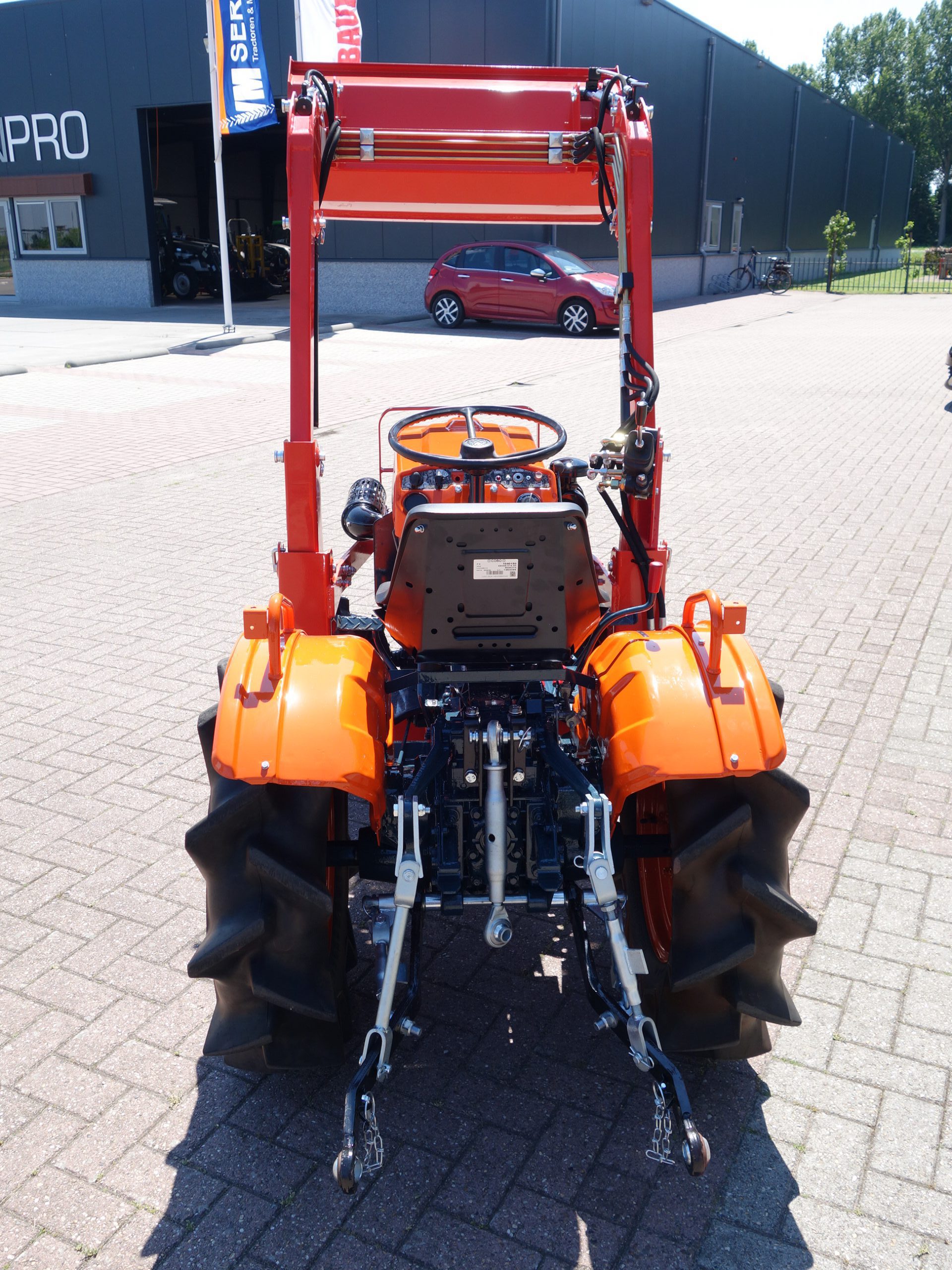 Kubota B7001 4wd - Afbeelding 13