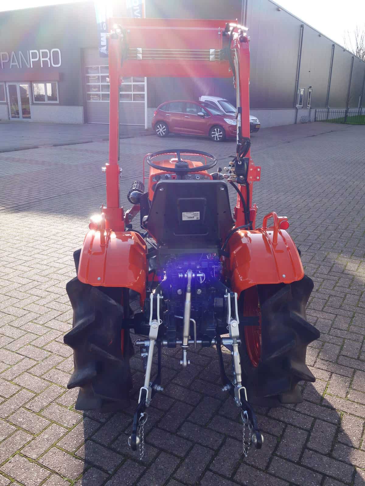 Kubota B7001 4wd - Afbeelding 13