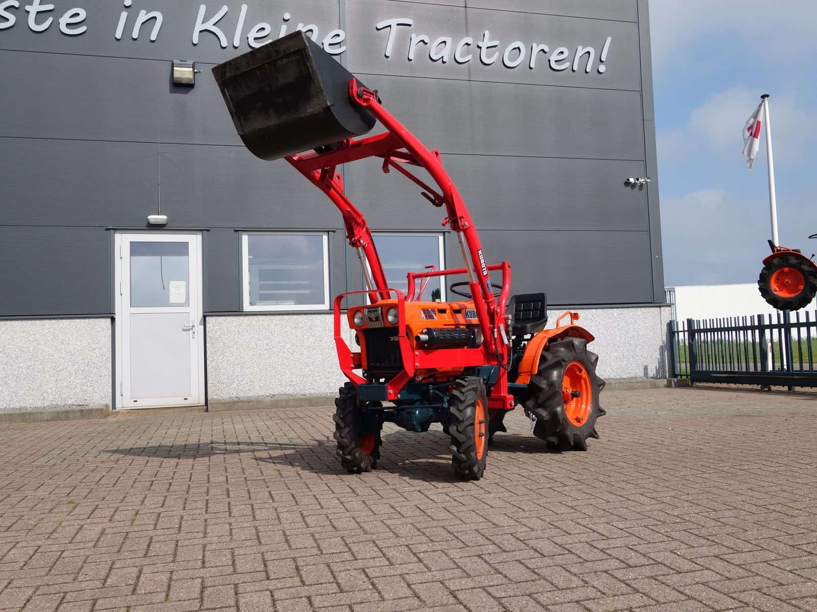 Kubota B7001 4wd - Afbeelding 16