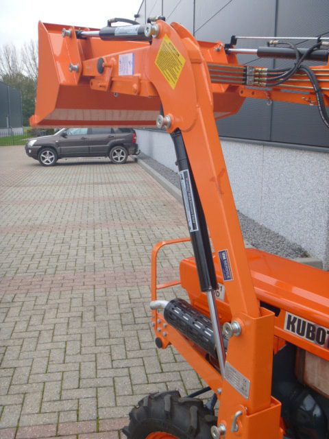 Kubota B7001 4wd - Afbeelding 19