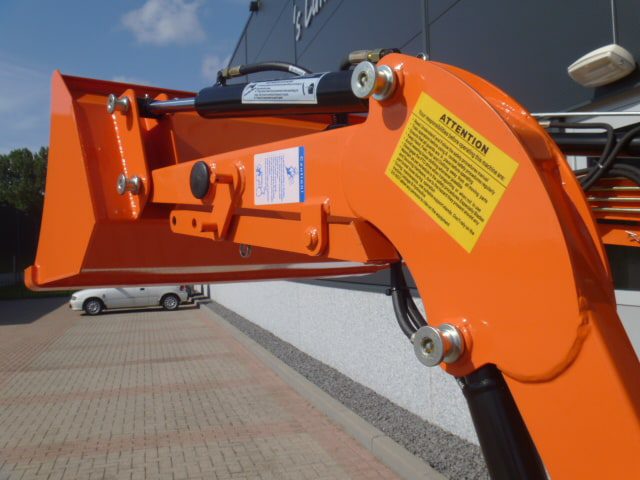 Kubota B7001 4wd - Afbeelding 19