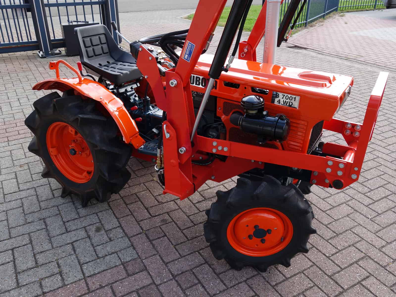 Kubota B7001 4wd - Afbeelding 2