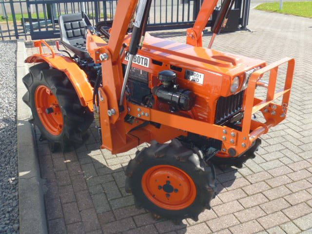 Kubota B7001 4wd - Afbeelding 2
