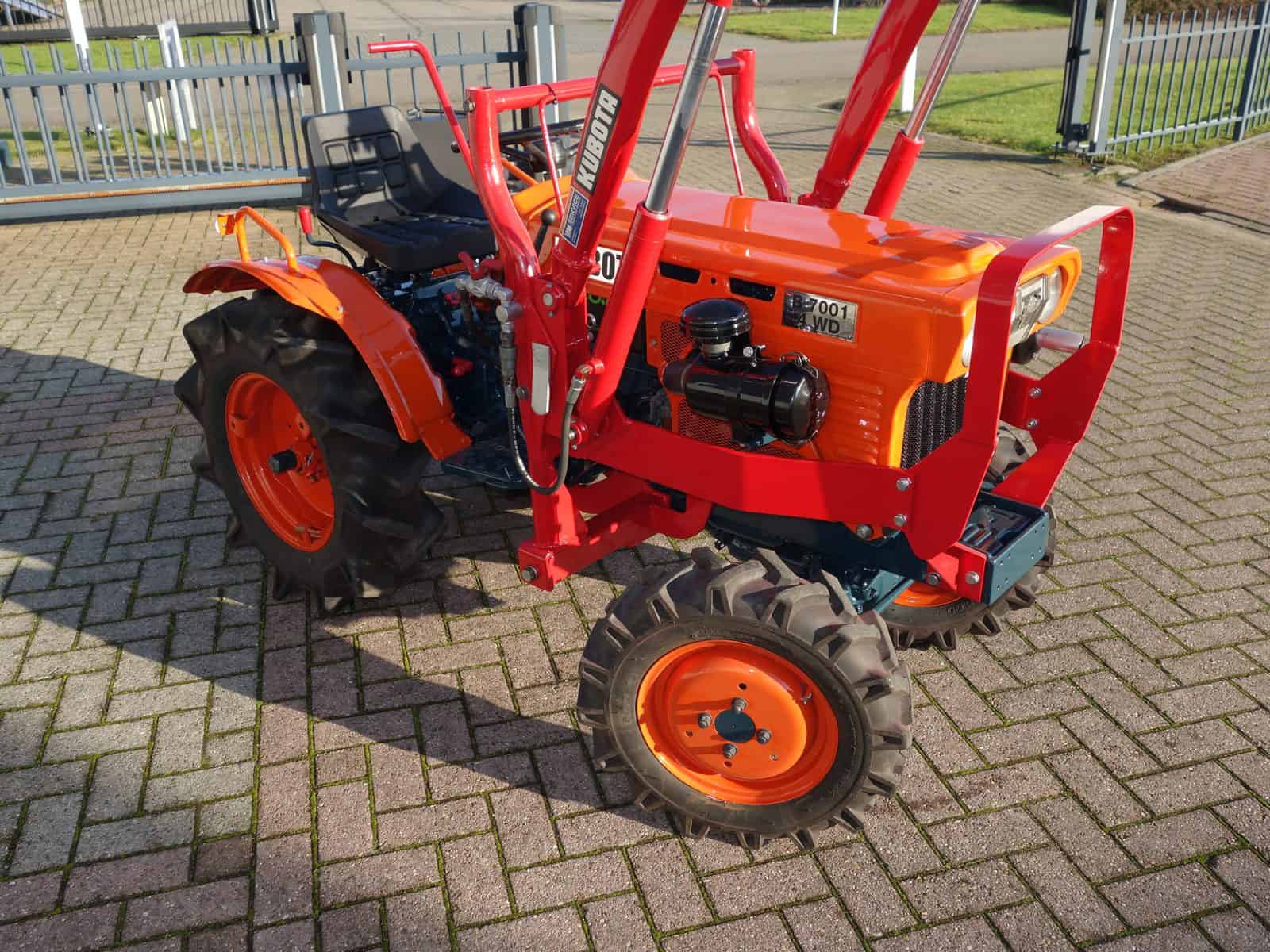 Kubota B7001 4wd - Afbeelding 2