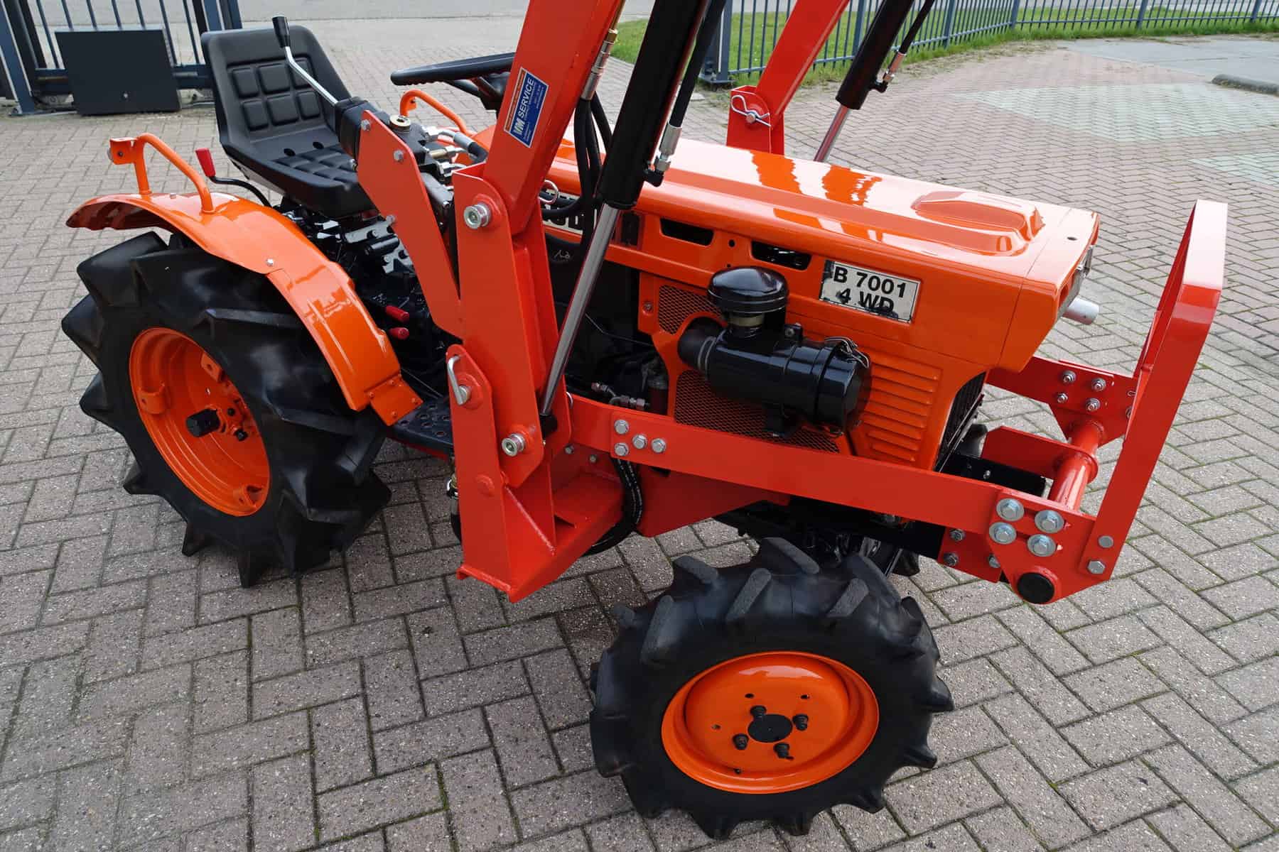 Kubota B7001 4wd - Afbeelding 2