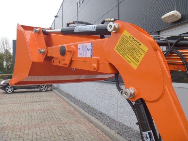 Kubota B7001 4wd - Afbeelding 21