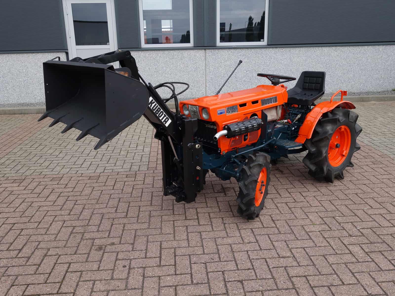 Kubota B7001 4wd - Afbeelding 3