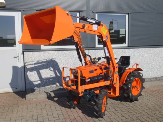 Kubota B7001 4wd - Afbeelding 3