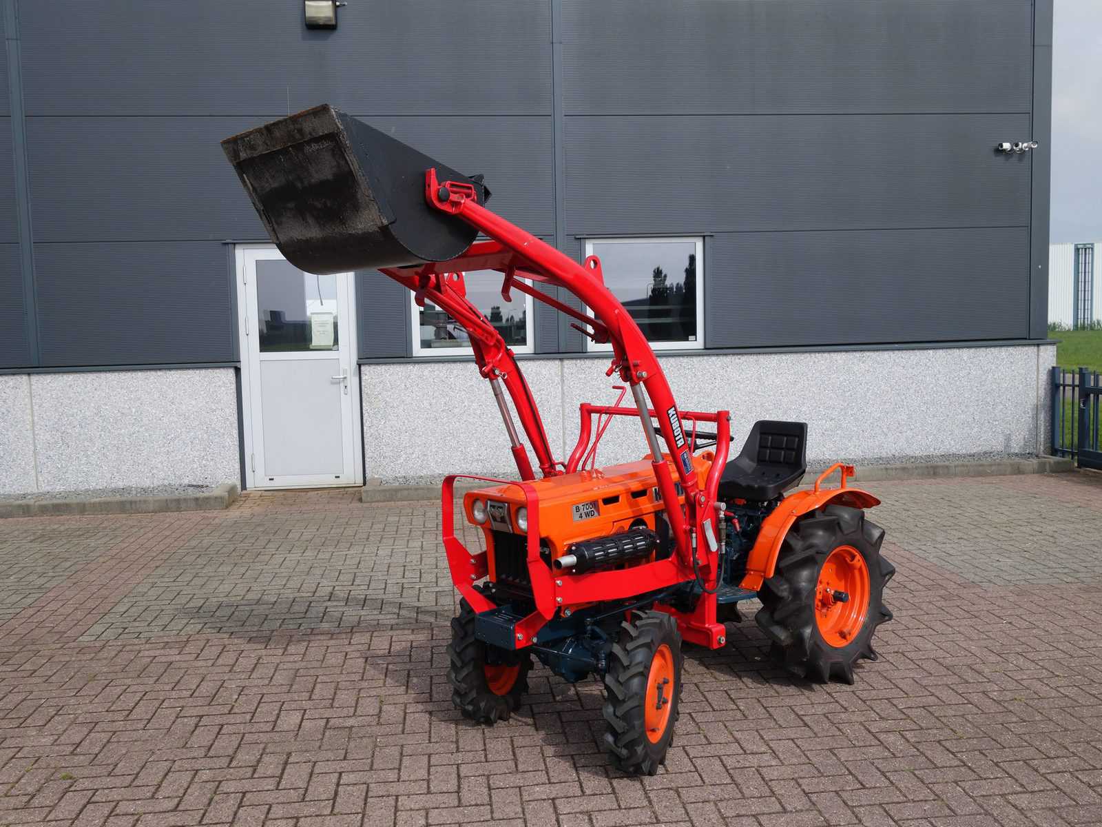 Kubota B7001 4wd - Afbeelding 3