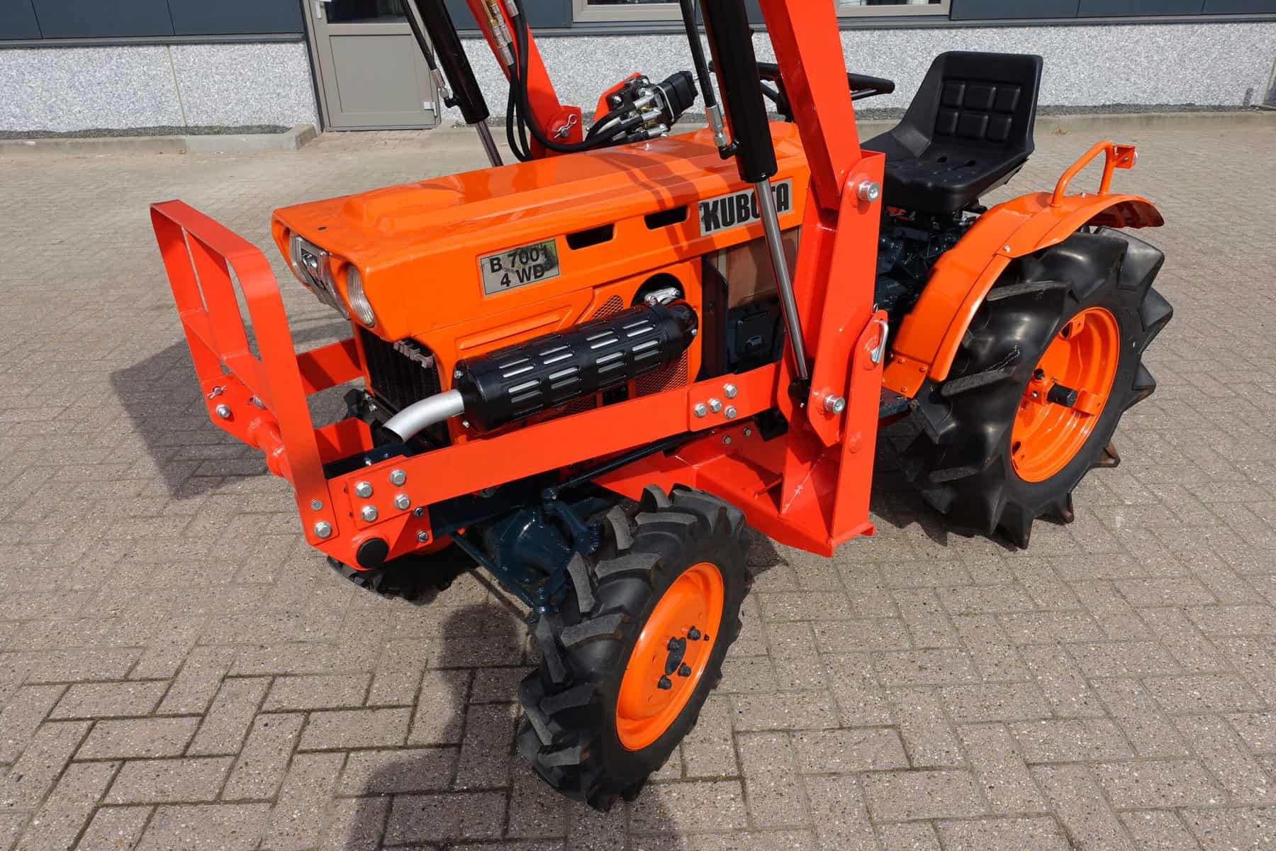 Kubota B7001 4wd - Afbeelding 4
