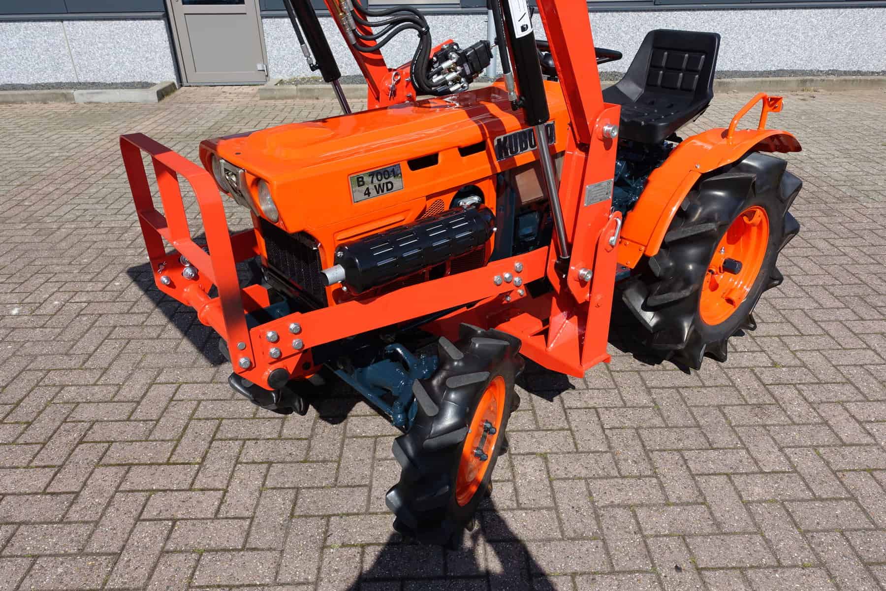 Kubota B7001 4wd - Afbeelding 4