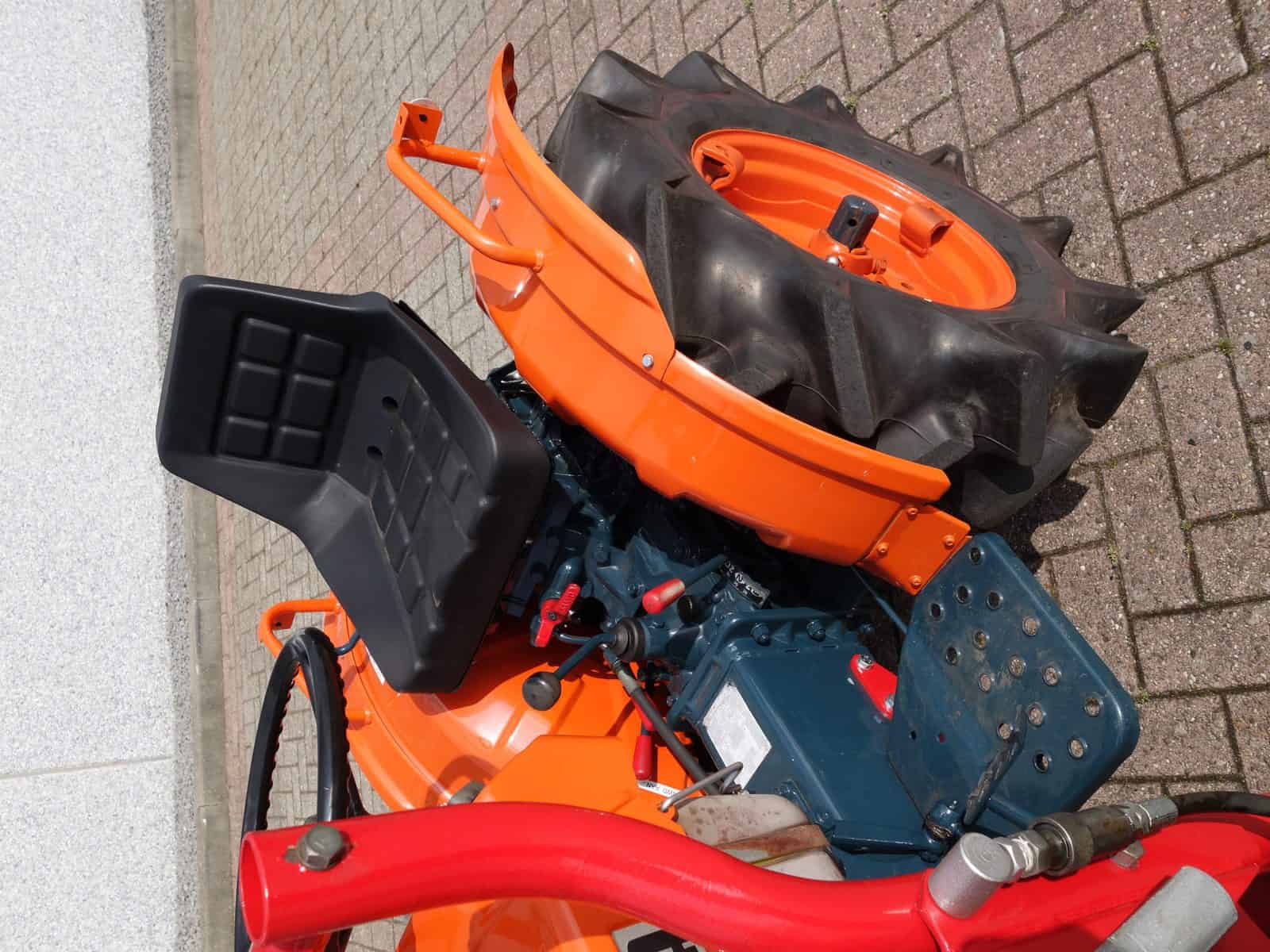 Kubota B7001 4wd - Afbeelding 8