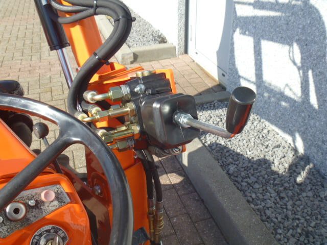 Kubota B7001 4wd - Afbeelding 9