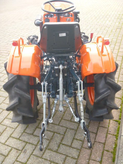 Kubota B7001 4wd - Afbeelding 10
