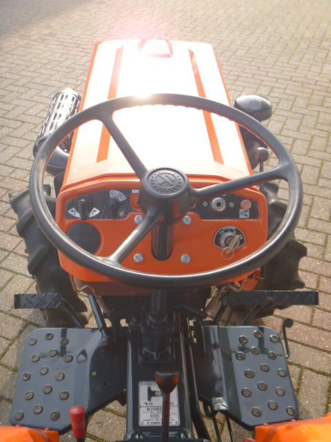 Kubota B7001 4wd - Afbeelding 8