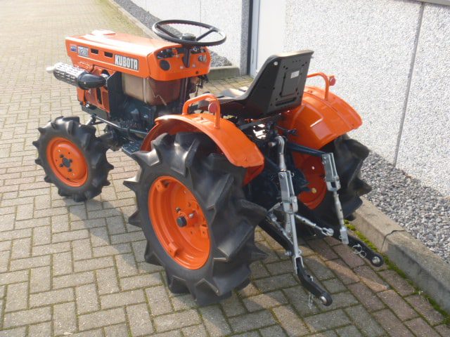 Kubota B7001 4wd - Afbeelding 9