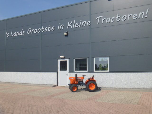 Kubota B7001 4wd - Afbeelding 19