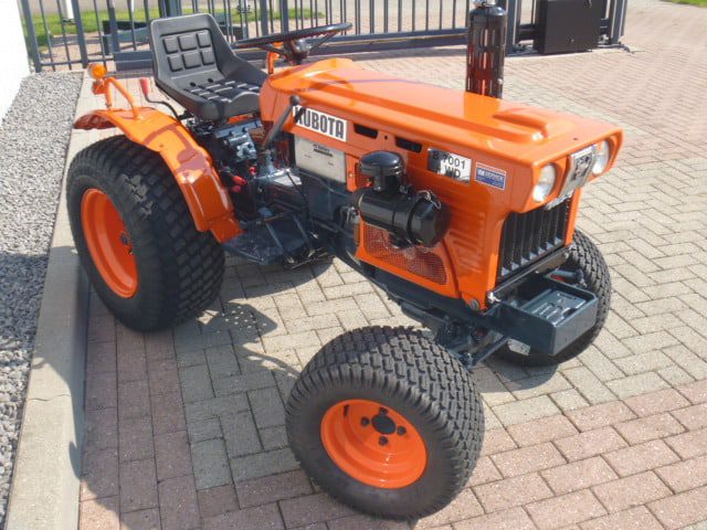 Kubota B7001 4wd - Afbeelding 2
