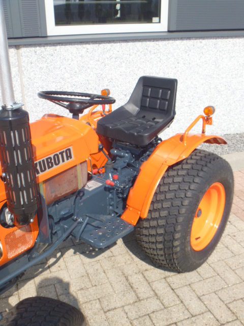 Kubota B7001 4wd - Afbeelding 8