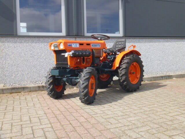 Kubota B7001 4wd - Afbeelding 16