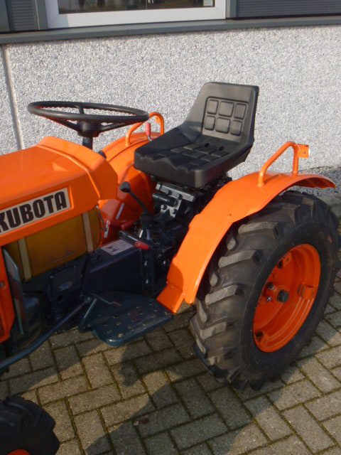 Kubota B7001 4wd - Afbeelding 7