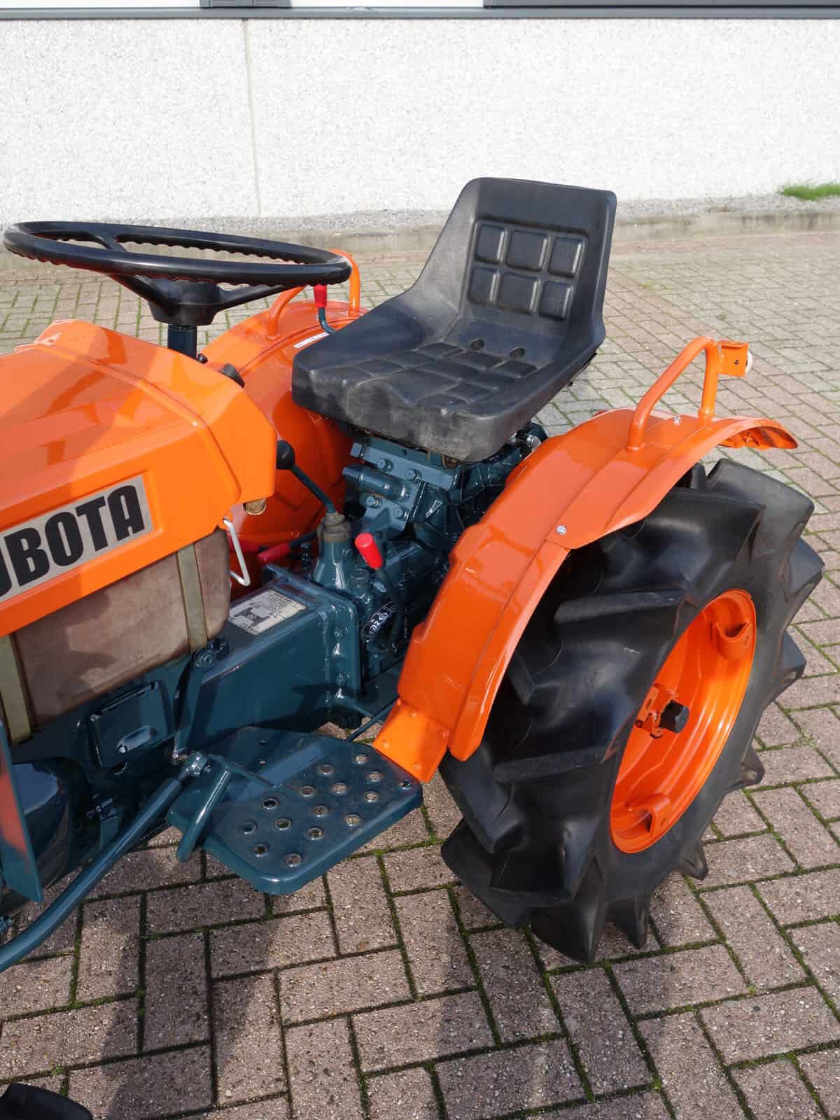 Kubota B7001 4wd - Afbeelding 9
