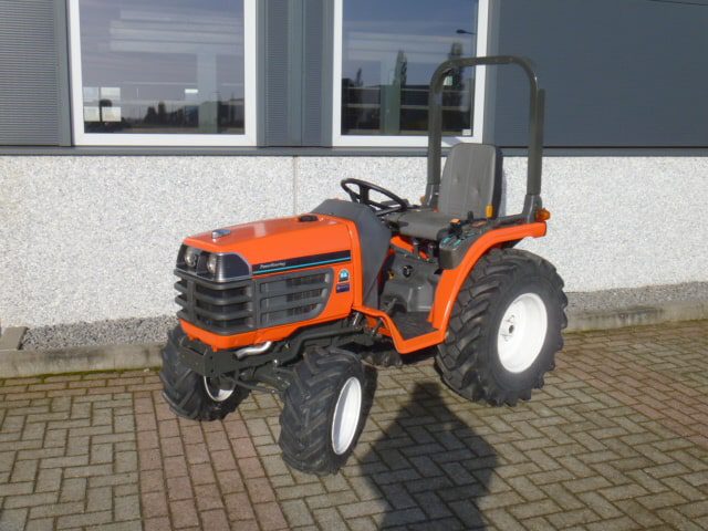 Kubota B72 4wd