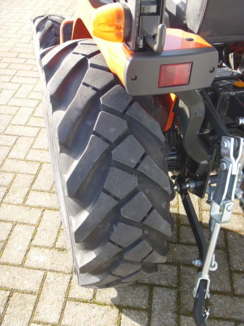 Kubota B72 4wd - Afbeelding 19