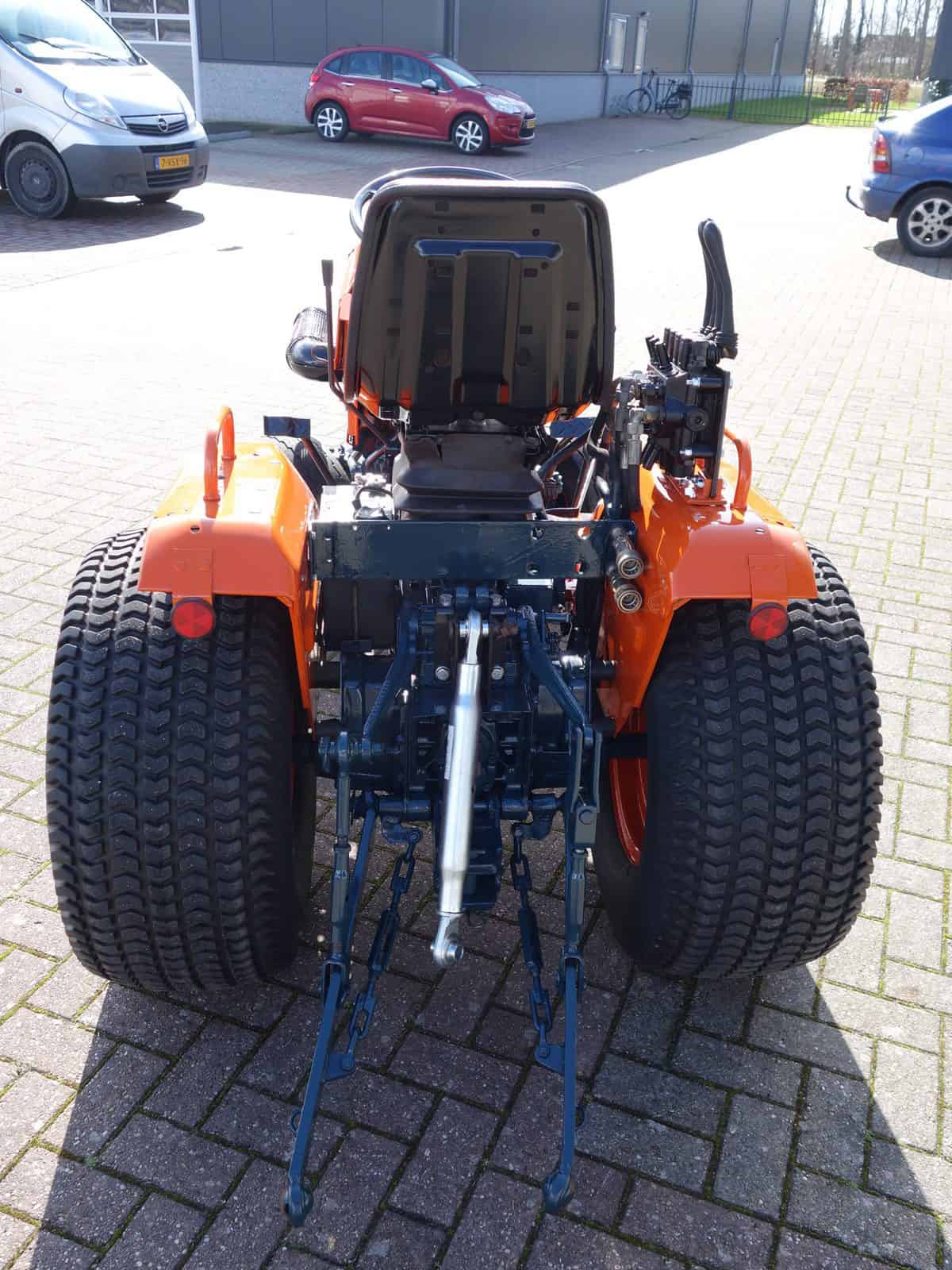 Kubota B7200 4wd HST - Afbeelding 14