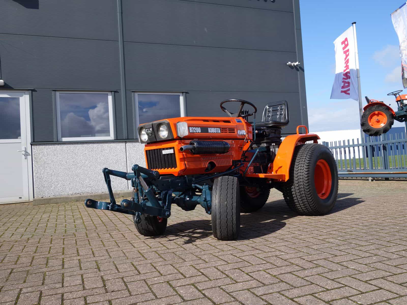 Kubota B7200 4wd HST - Afbeelding 30