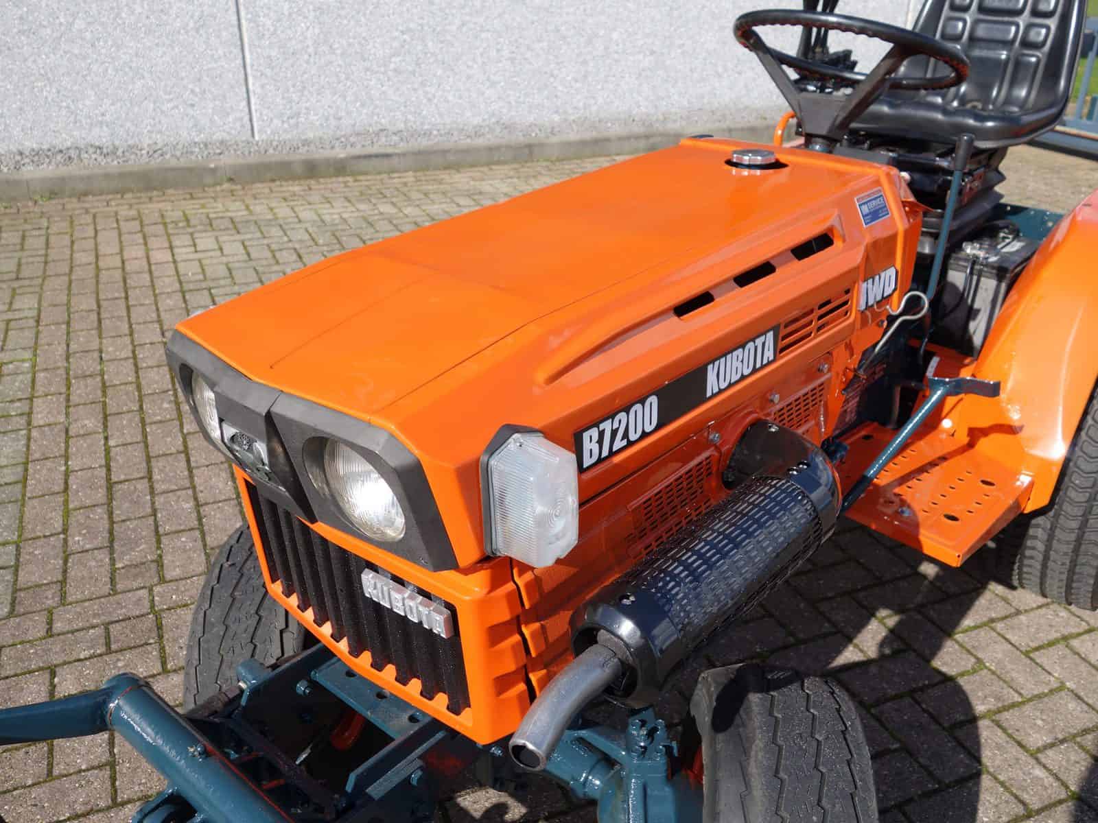Kubota B7200 4wd HST - Afbeelding 4